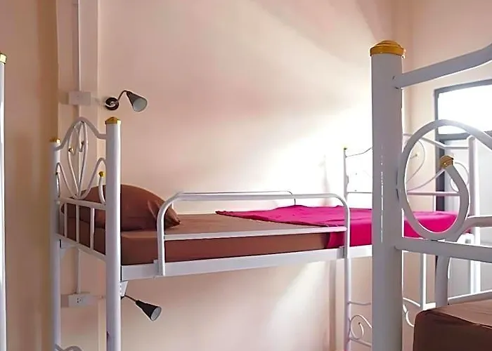 Hostal 24